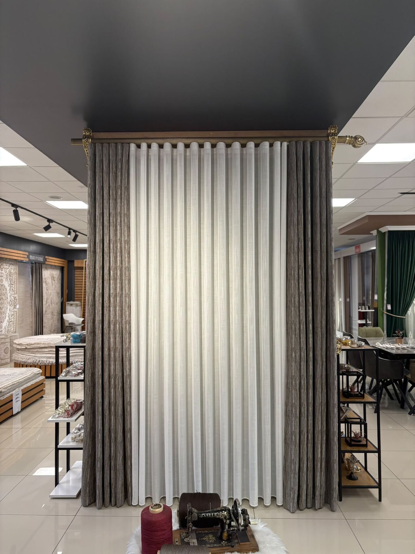 Curtains style 15