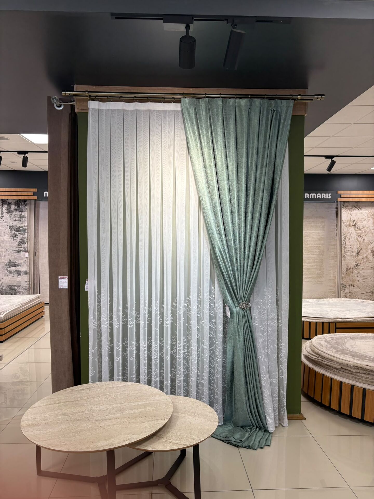 Curtains style 5
