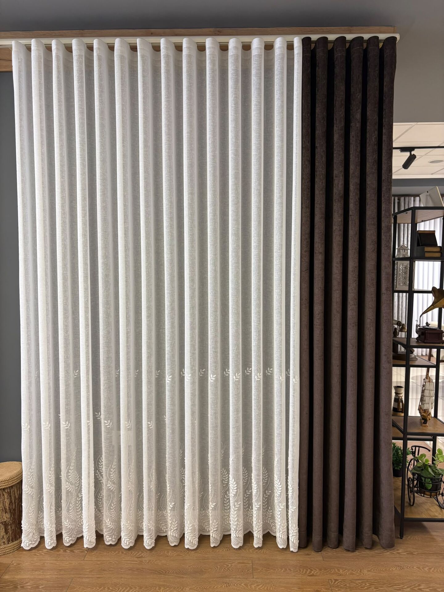 Curtains style 9